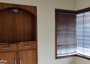 Bungalow in Urban Estate